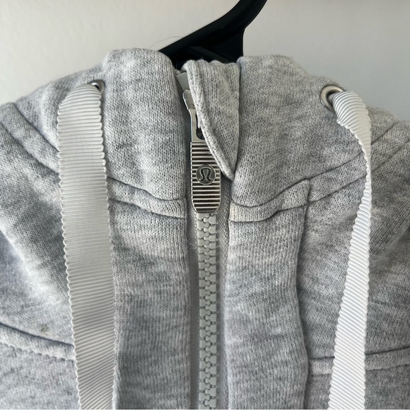 lululemon athletica Gray Hoodie - Picture 3 of 8